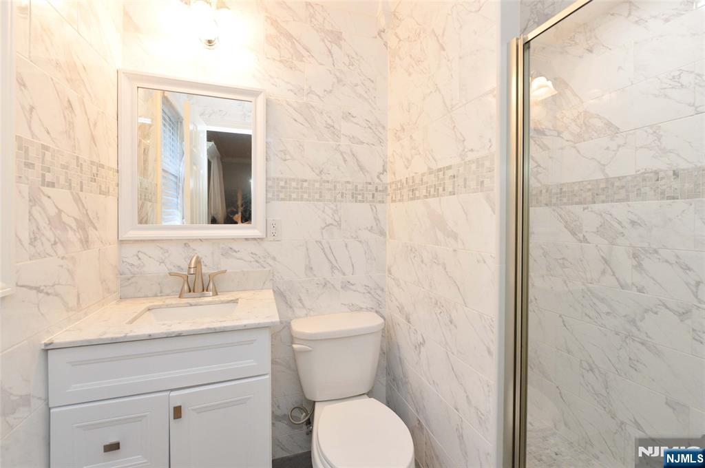 Wyckoff, New Jersey, 07481, United States, 4 Bedrooms Bedrooms, ,3 BathroomsBathrooms,Residential,For Sale,1950847