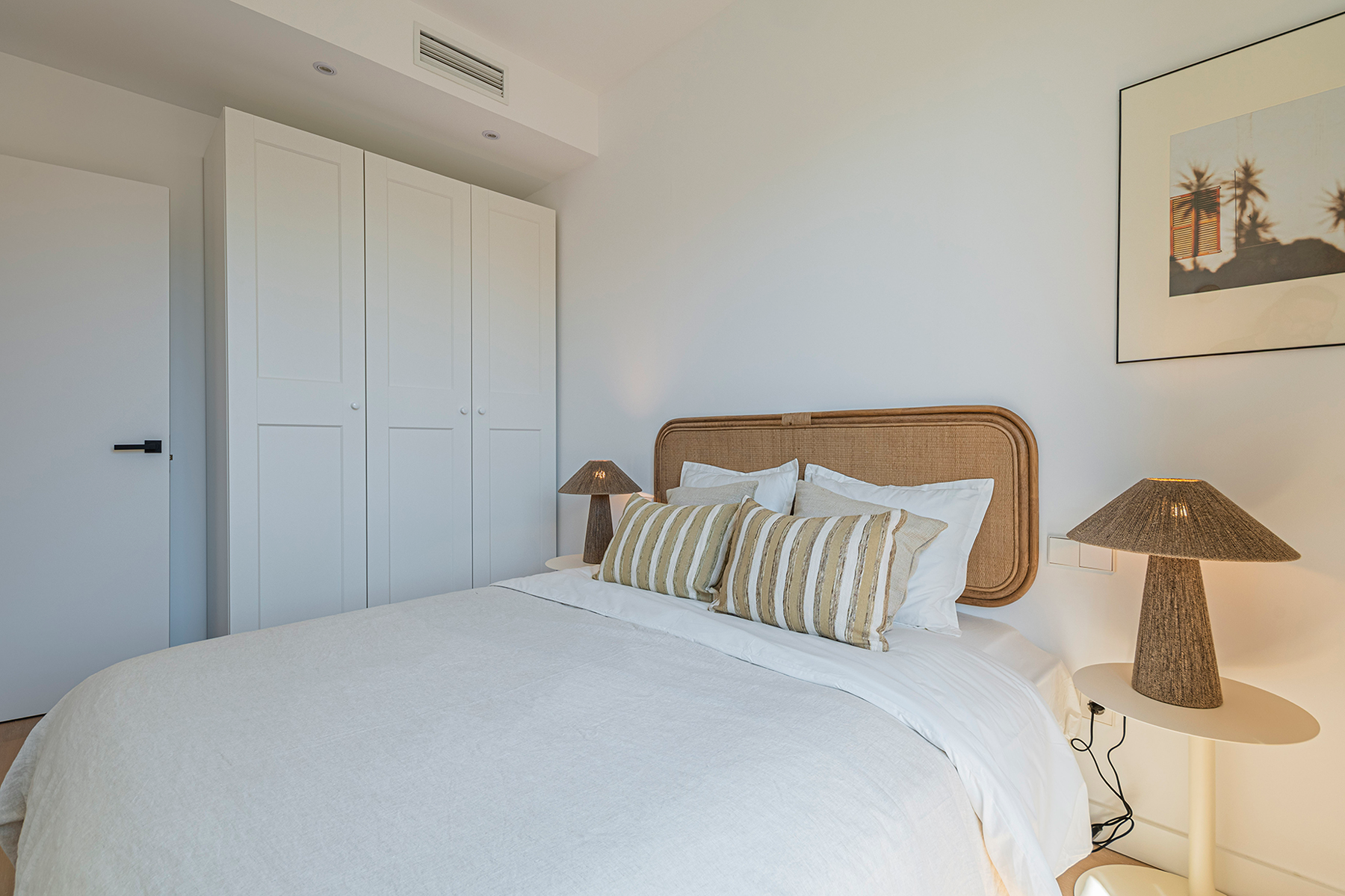  Newly constructed duplex penthouse near the beach - 物件實景