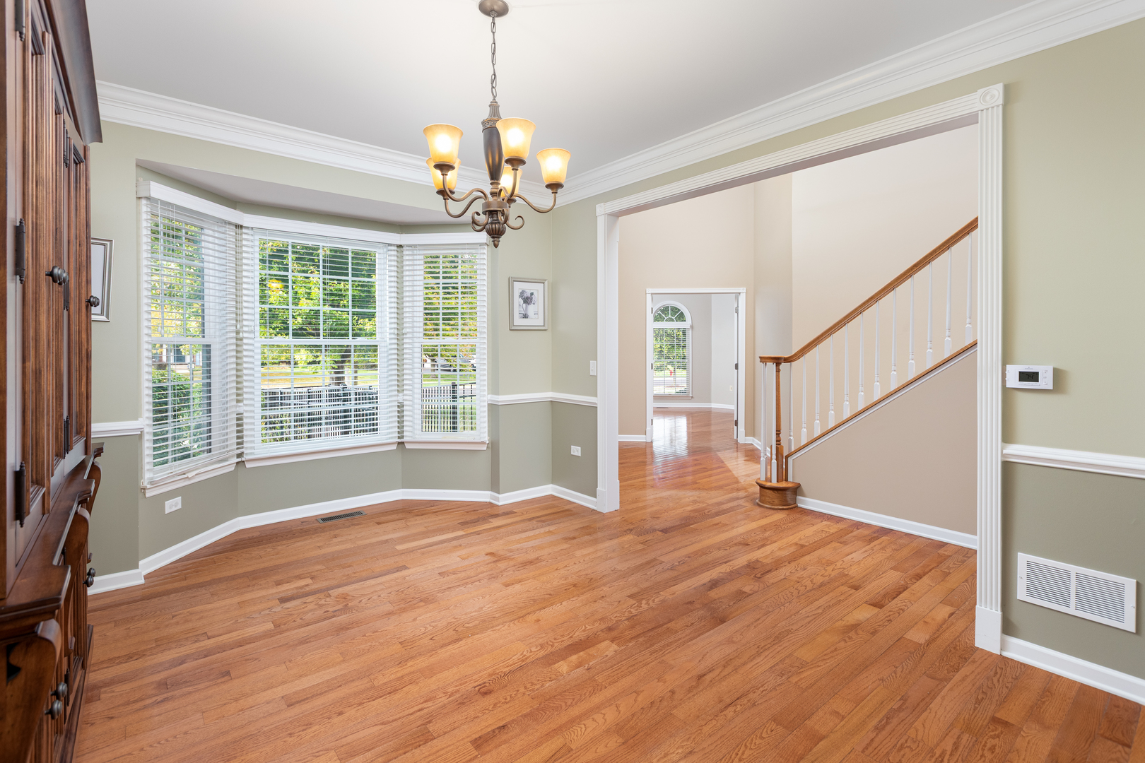 North Aurora, Illinois, 60542, United States, 3 Bedrooms Bedrooms, ,3 BathroomsBathrooms,Residential,For Sale,1969477