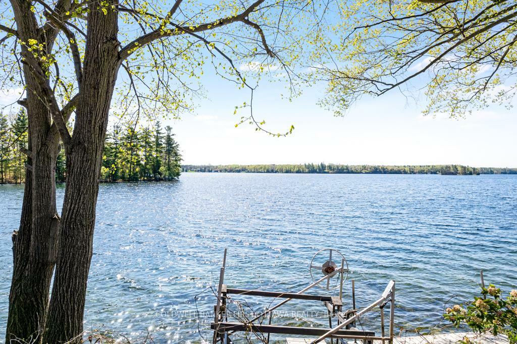 TAY VALLEY, Ontario, K7H 3C7, CA, 3 Bedrooms Bedrooms, ,Residential,For Sale,1866176
