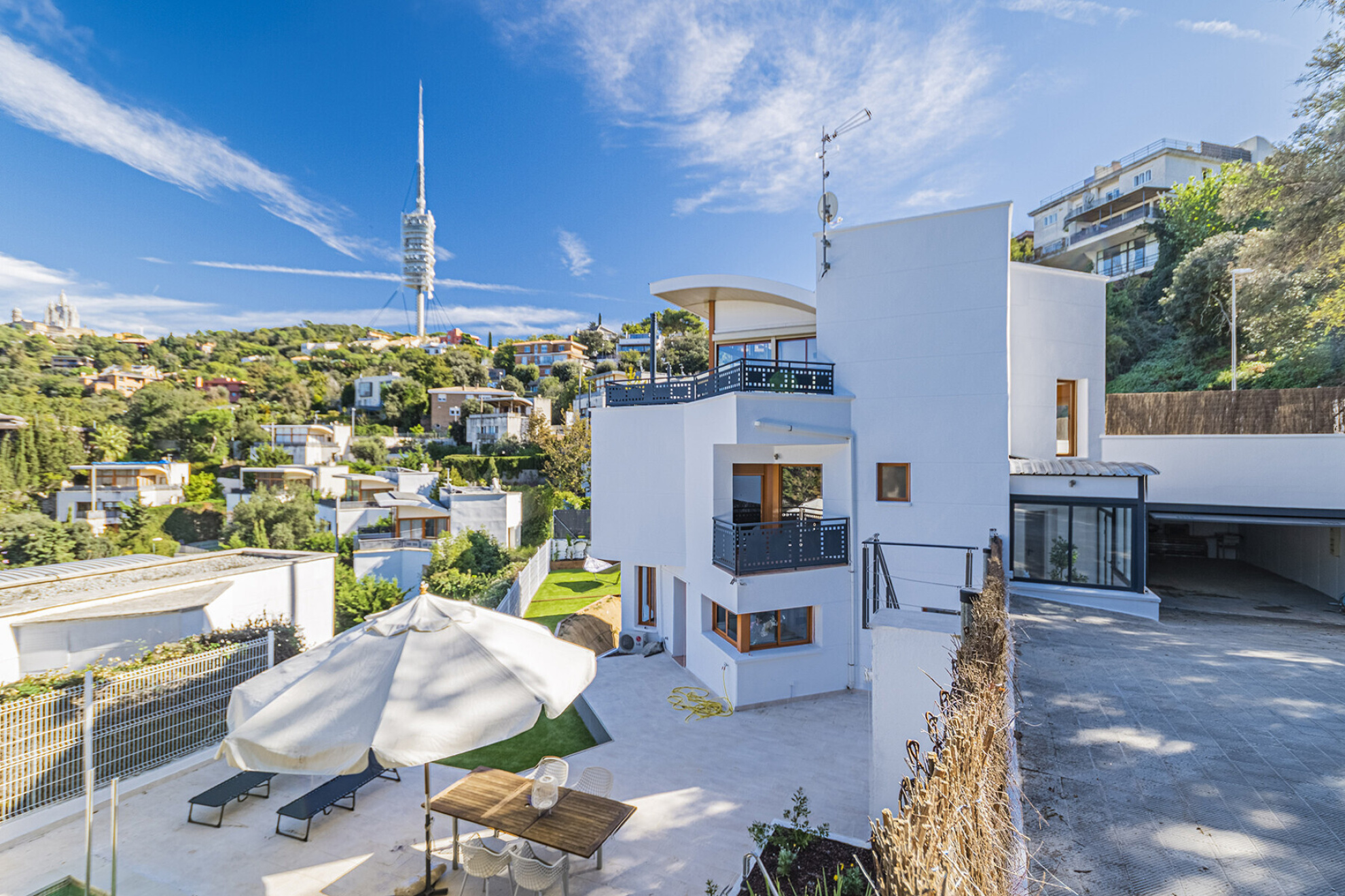  House in Vallvidrera with swimming pool and spectacular views of Tibidabo - 物件實景