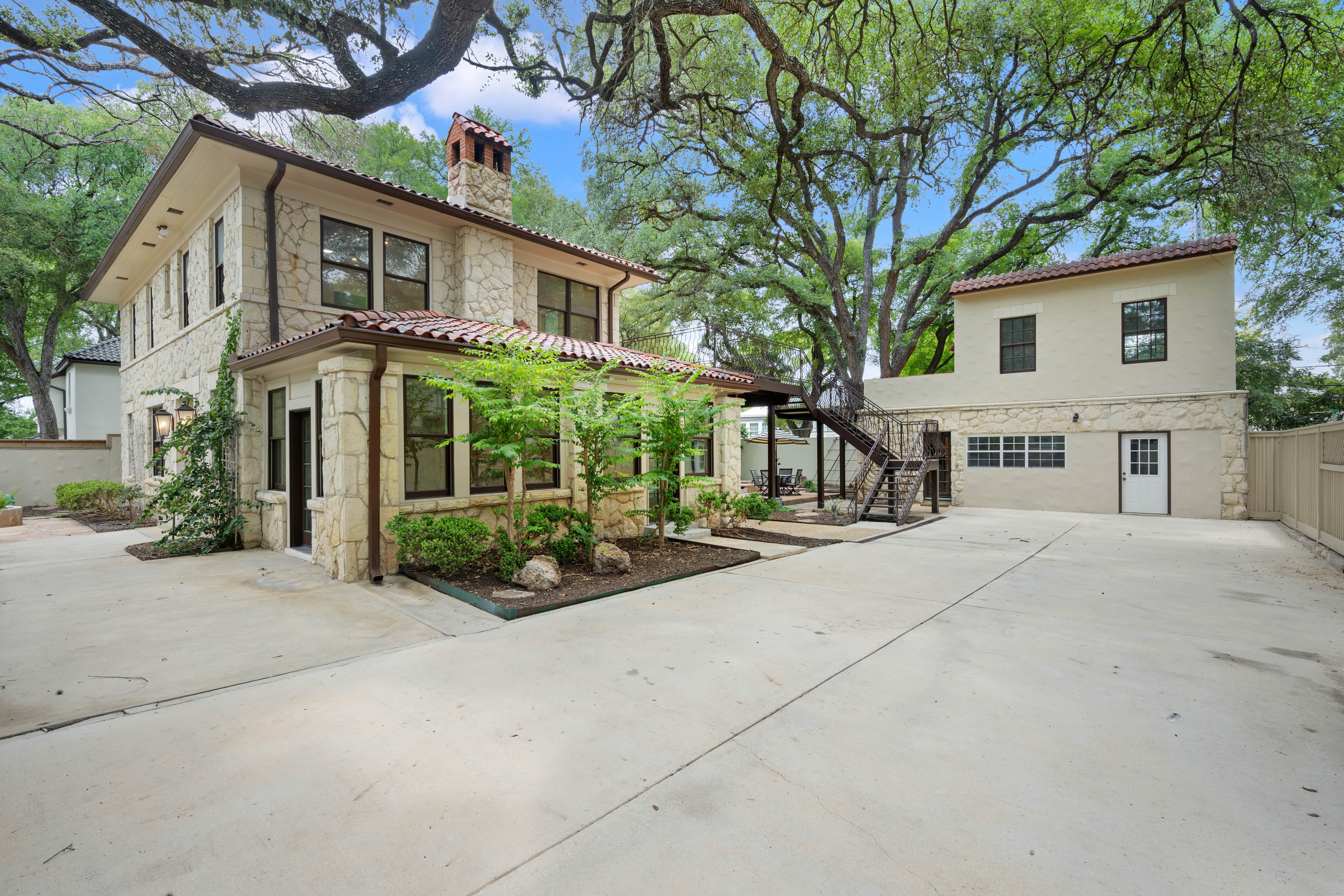  Timeless Luxury Estate - 物件實景