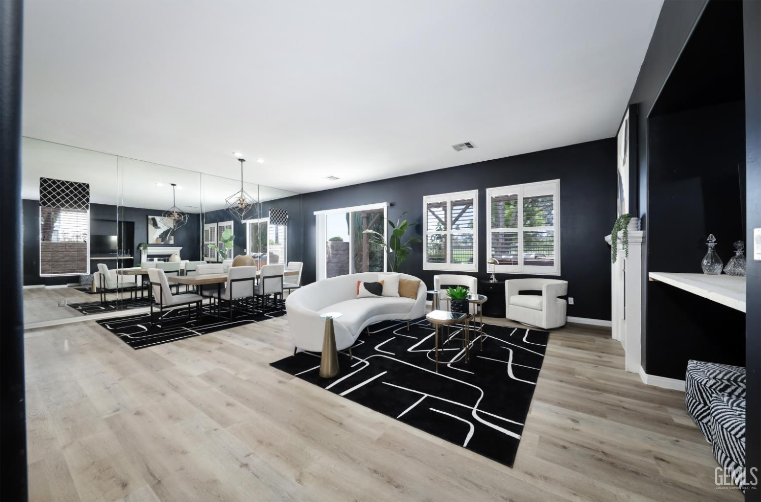 Bakersfield, California, 93312, United States, 3 Bedrooms Bedrooms, ,2 BathroomsBathrooms,Residential,For Sale,1987414