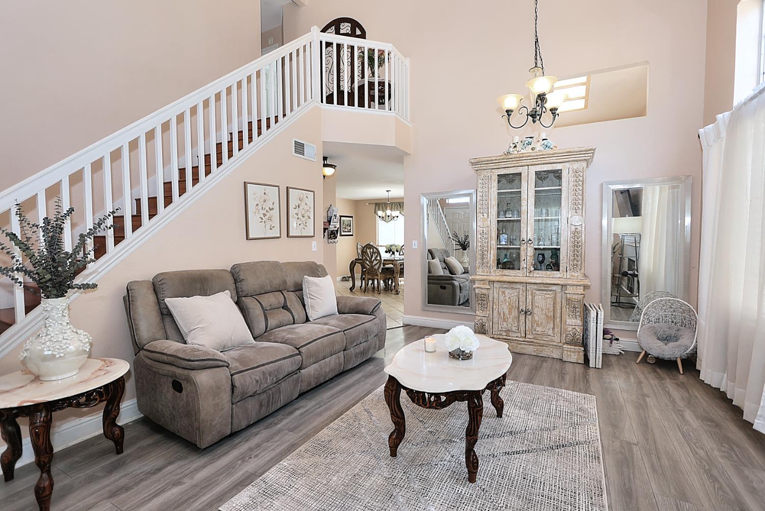 Elk Grove, California, 95758, United States, 3 Bedrooms Bedrooms, ,3 BathroomsBathrooms,Residential,For Sale,1918495