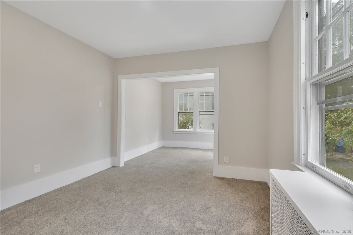 Wethersfield, Connecticut, 06109, United States, 6 Bedrooms Bedrooms, ,3 BathroomsBathrooms,Residential,For Sale,2007833