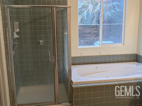 Bakersfield, California, 93312, United States, 3 Bedrooms Bedrooms, ,3 BathroomsBathrooms,Residential,For Sale,2008852