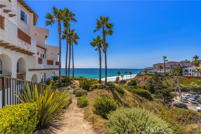 San Clemente, California, 92672, United States, 2 Bedrooms Bedrooms, ,3 BathroomsBathrooms,Residential,For Sale,1895142