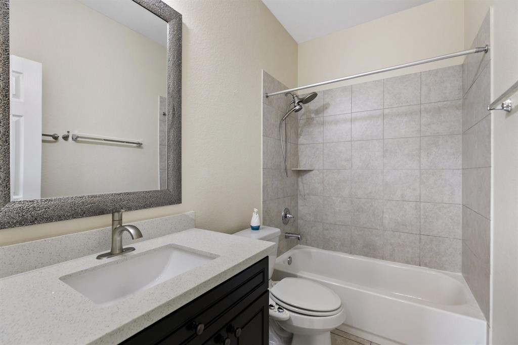 Sugar Land, Texas, 77479, United States, 5 Bedrooms Bedrooms, ,5 BathroomsBathrooms,Residential,For Sale,1982894