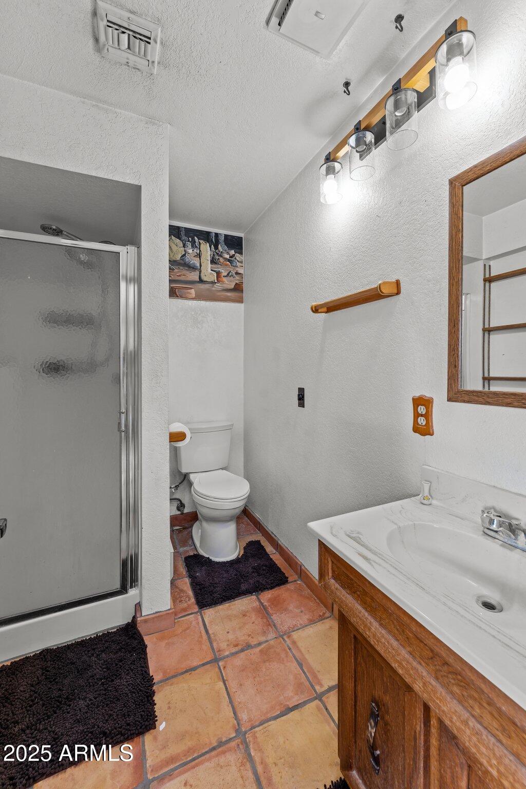 Wickenburg, Arizona, 85390, United States, 4 Bedrooms Bedrooms, ,4 BathroomsBathrooms,Residential,For Sale,1974877