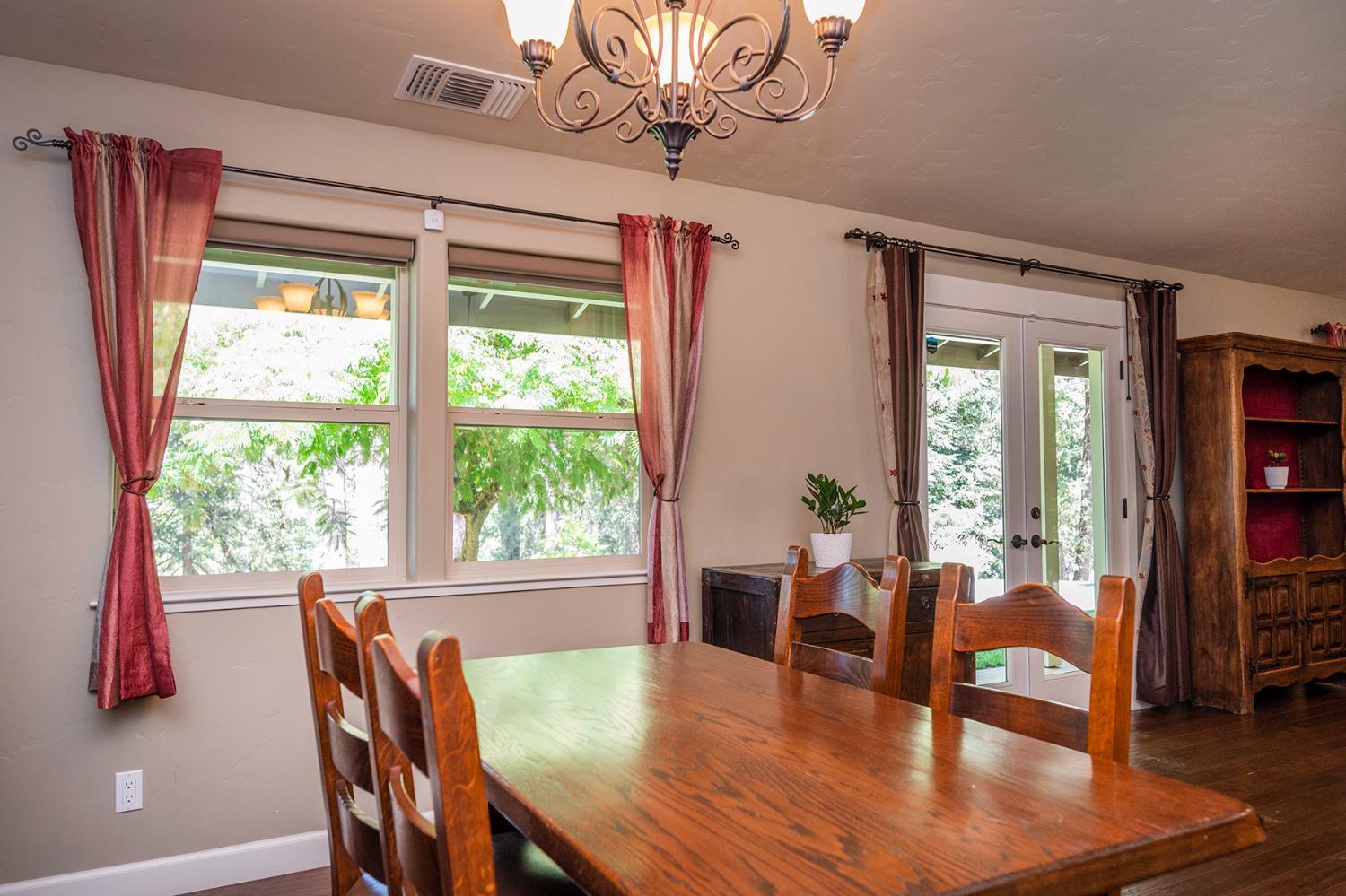 Placerville, California, 95667, United States, 3 Bedrooms Bedrooms, ,3 BathroomsBathrooms,Residential,For Sale,1937817