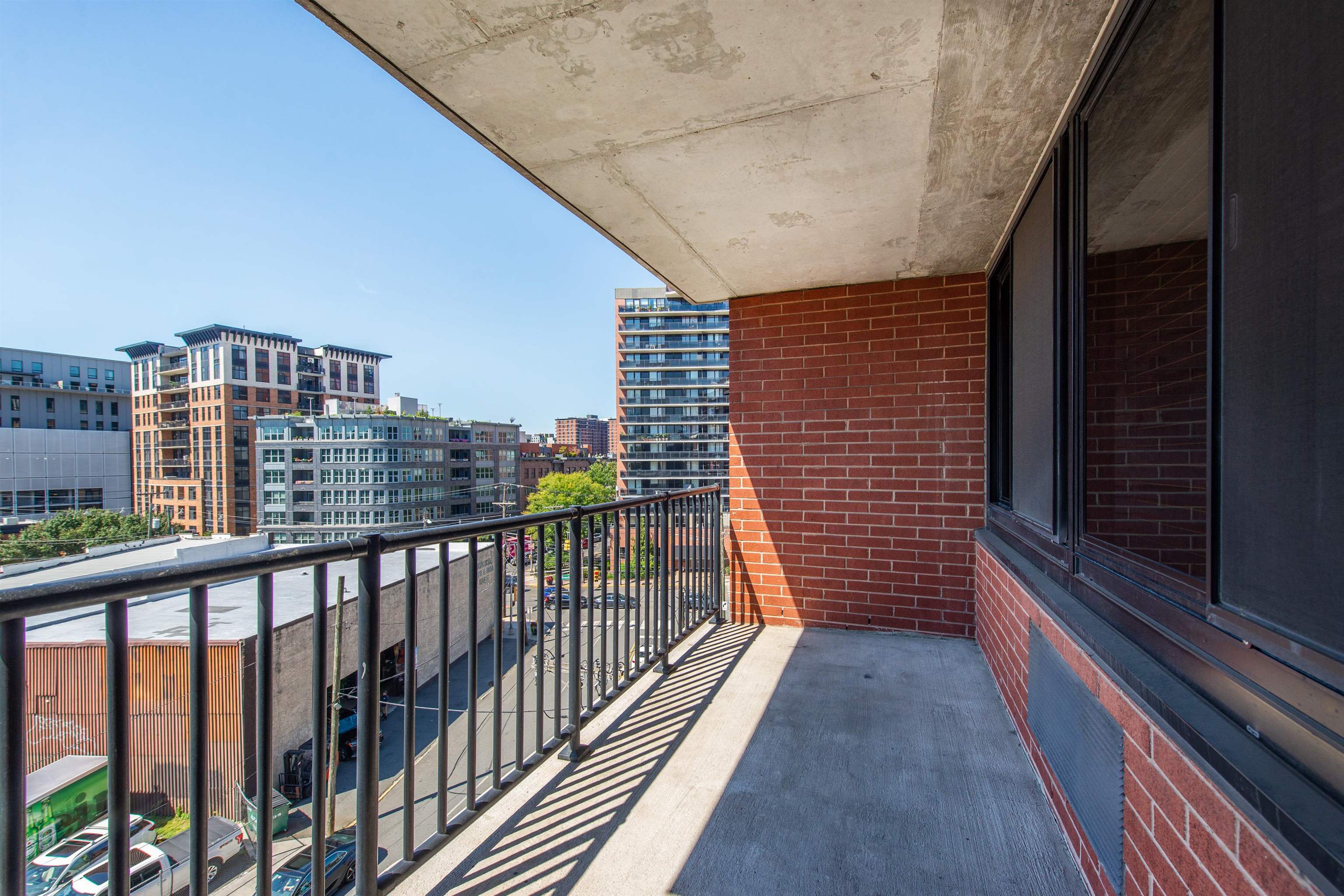 Jersey City, New Jersey, 07310, United States, 1 Bedroom Bedrooms, ,1 BathroomBathrooms,Residential,For Sale,1933478