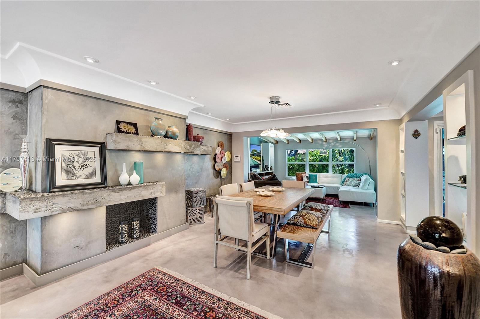 Wilton Manors, Florida, 33305, United States, 3 Bedrooms Bedrooms, ,3 BathroomsBathrooms,Residential,For Sale,1803102