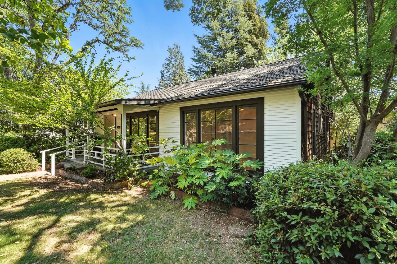 Auburn, California, 95603, United States, 3 Bedrooms Bedrooms, ,3 BathroomsBathrooms,Residential,For Sale,1955414
