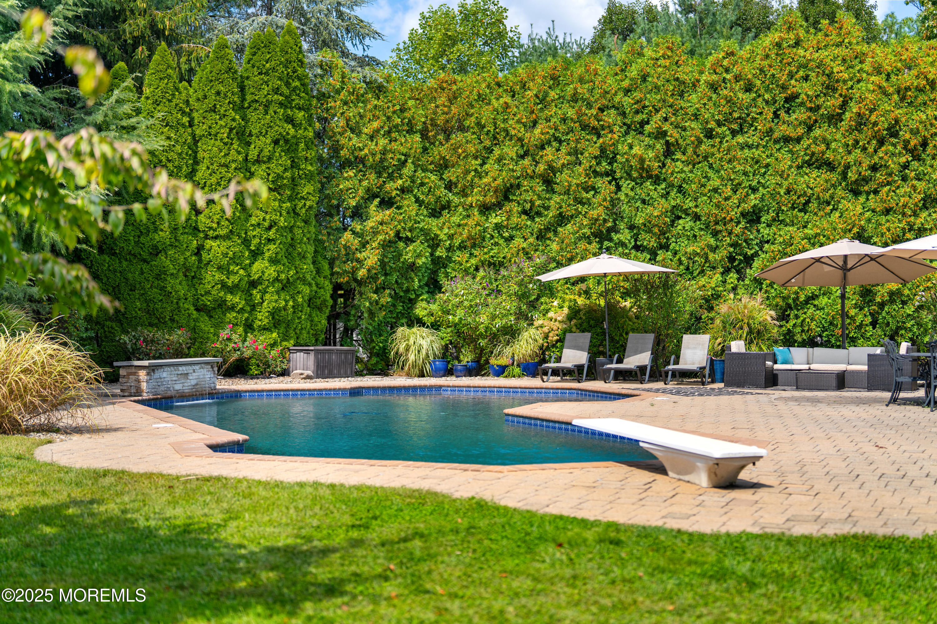 Jackson, New Jersey, 08527, United States, 7 Bedrooms Bedrooms, ,5 BathroomsBathrooms,Residential,For Sale,1998034