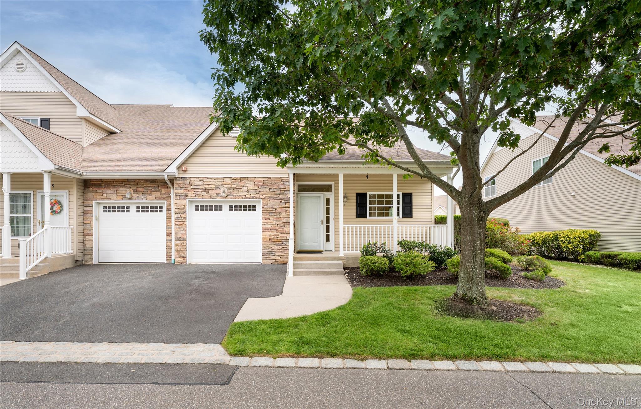 Pond Cir, Mount Sinai, NY 11766 #1