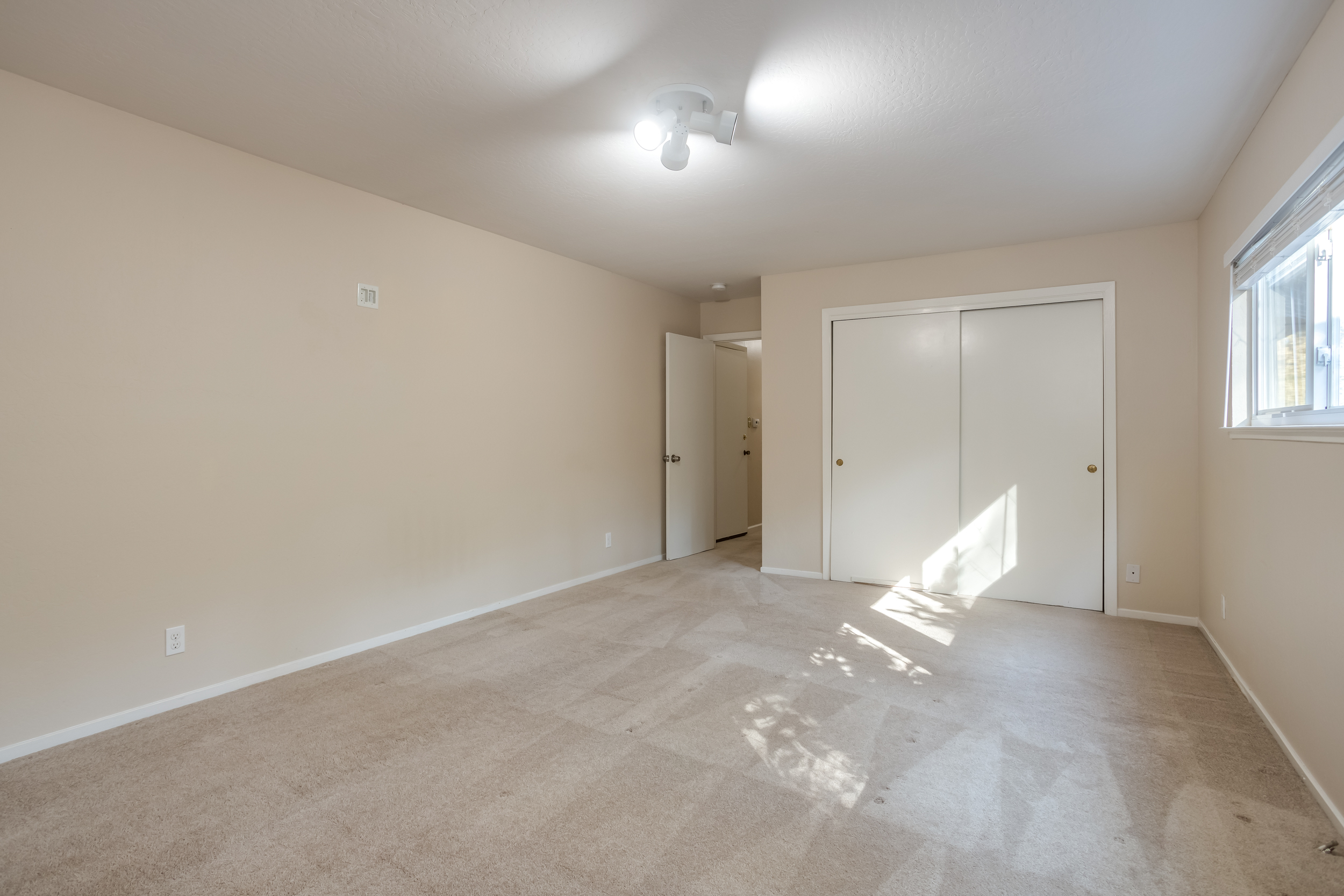 Hayward, California, 94541, United States, 4 Bedrooms Bedrooms, ,3 BathroomsBathrooms,Residential,For Sale,2005558