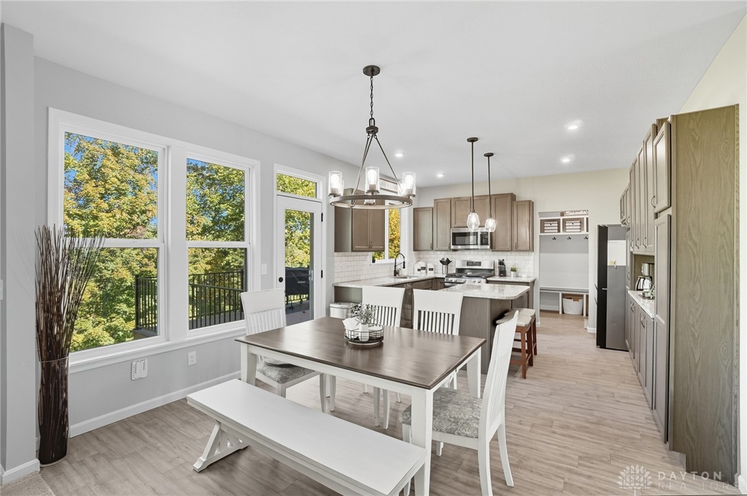 Cincinnati, Ohio, 45245, United States, 4 Bedrooms Bedrooms, ,4 BathroomsBathrooms,Residential,For Sale,1996154