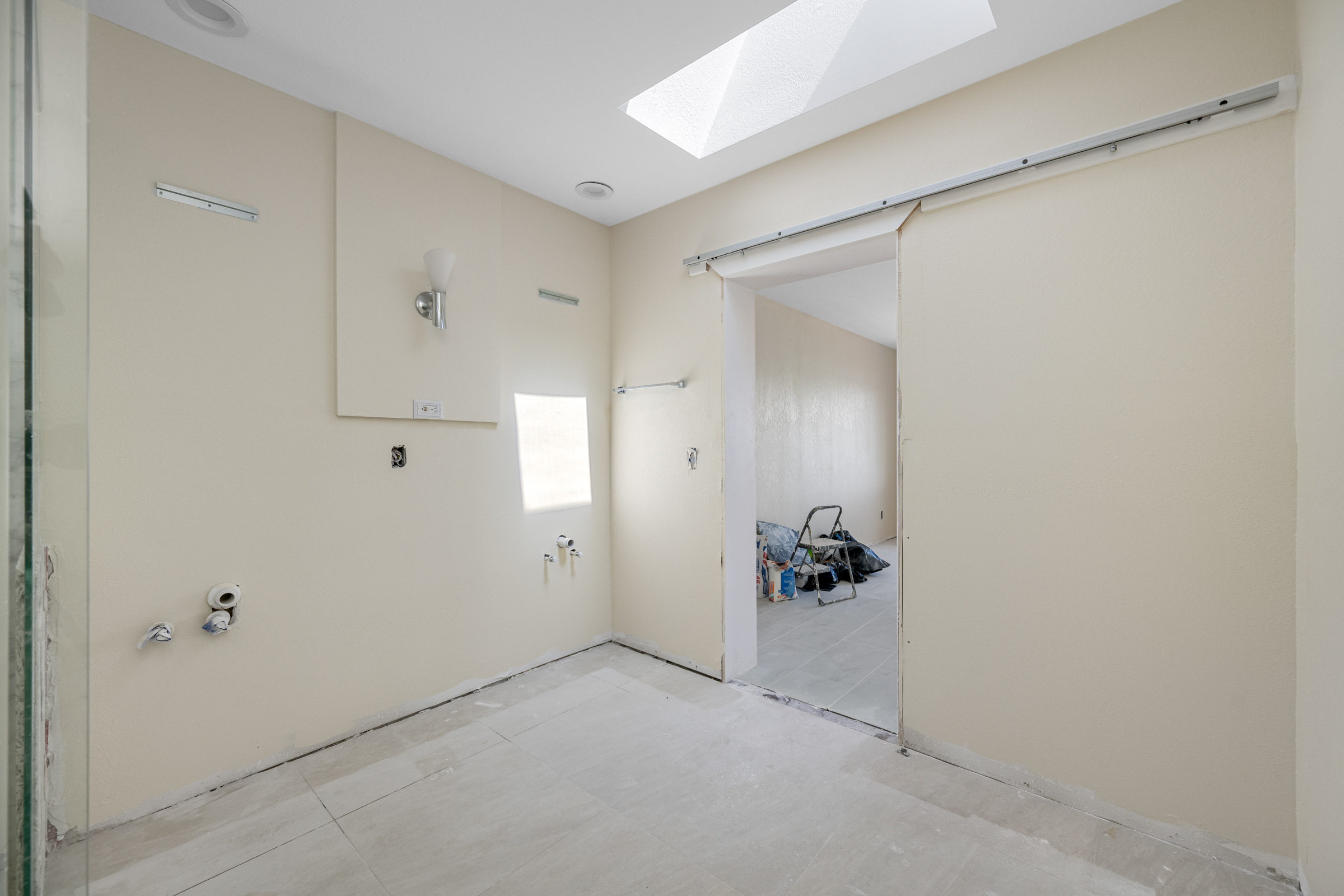 Treasure Island, Florida, 33706, United States, 3 Bedrooms Bedrooms, ,2 BathroomsBathrooms,Residential,For Sale,1904324