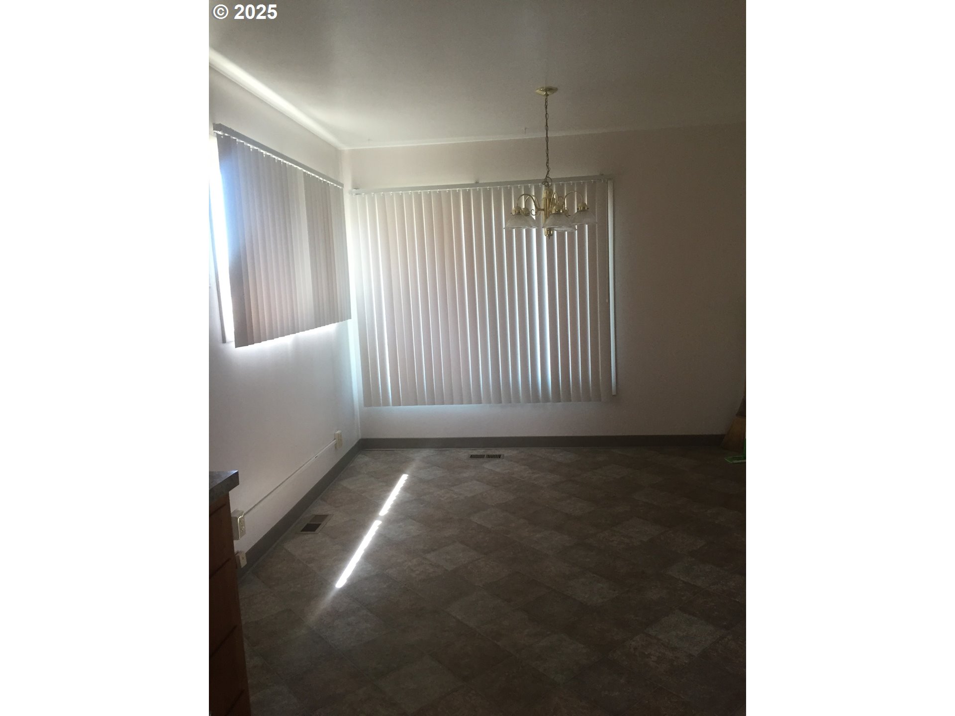 Portland, Oregon, 97206, United States, ,Residential,For Sale,1903739