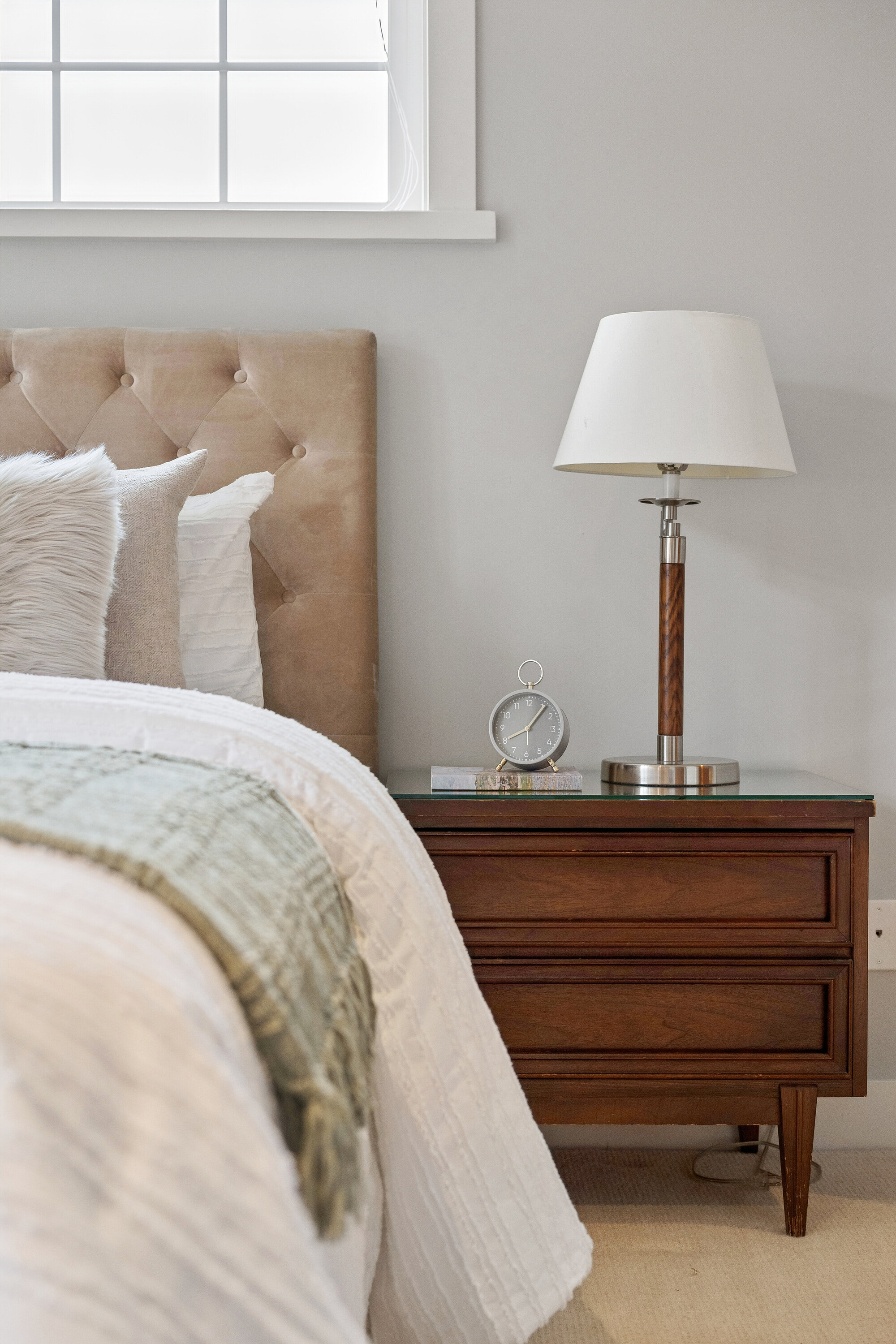  Elevated End-Unit Townhome - 物件實景