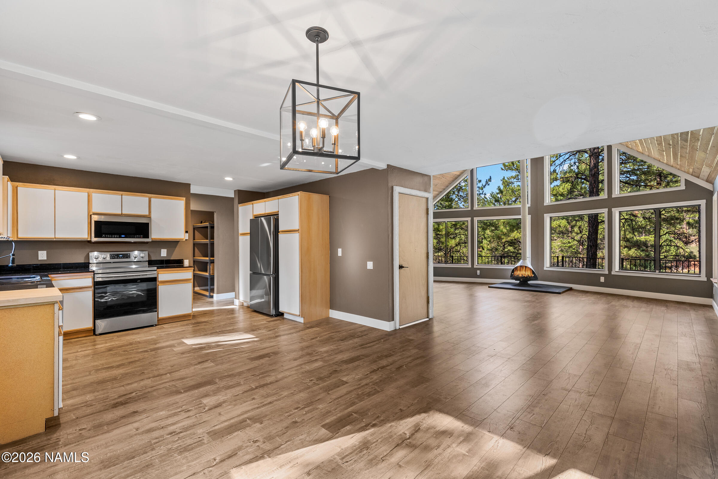  3579 Starlight Drive, Happy Jack, AZ 86024 - 物件實景