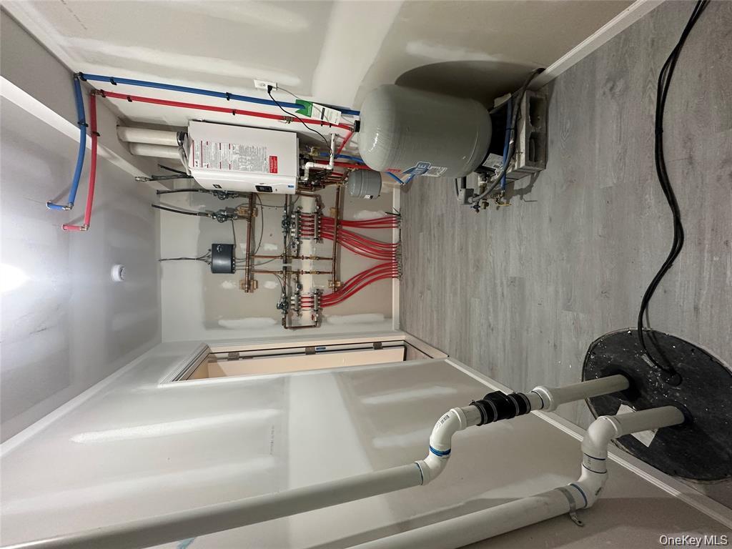 Yulan, New York, 12719, United States, 3 Bedrooms Bedrooms, ,3 BathroomsBathrooms,Residential,For Sale,1982353