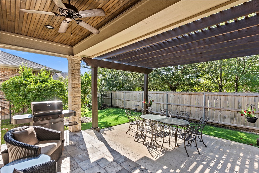College Station, Texas, 77845, United States, 3 Bedrooms Bedrooms, ,3 BathroomsBathrooms,Residential,For Sale,1940583