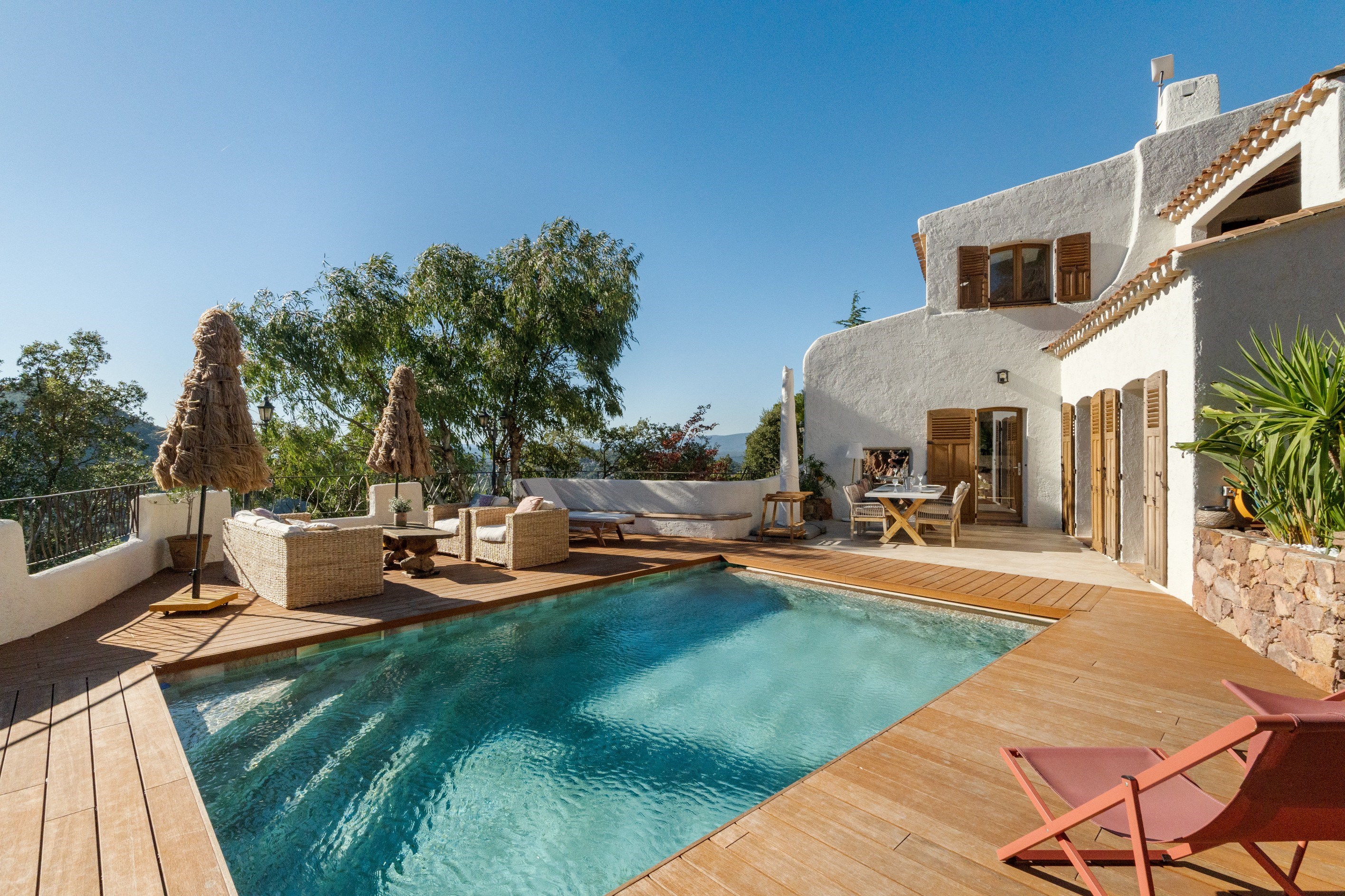  Contemporary Provençal villa for sale near Fréjus and Cannes – Secure estate wi… - 物件實景