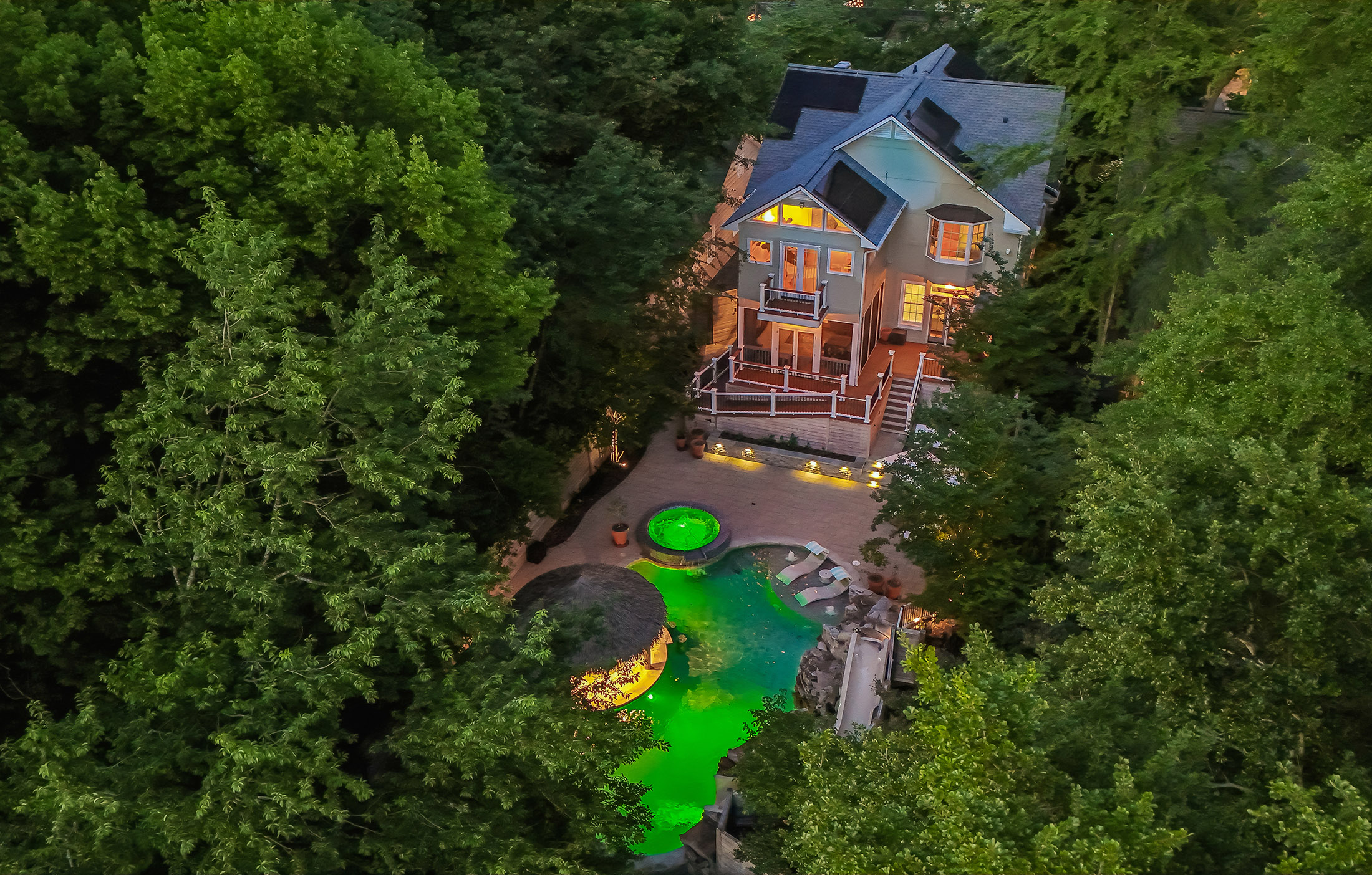  Resort-Inspired Retreat in the Heart of Virginia Highland - 物件實景