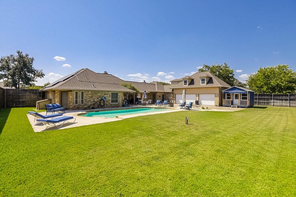 Kennedale, Texas, 76060, United States, 3 Bedrooms Bedrooms, ,3 BathroomsBathrooms,Residential,For Sale,1995469