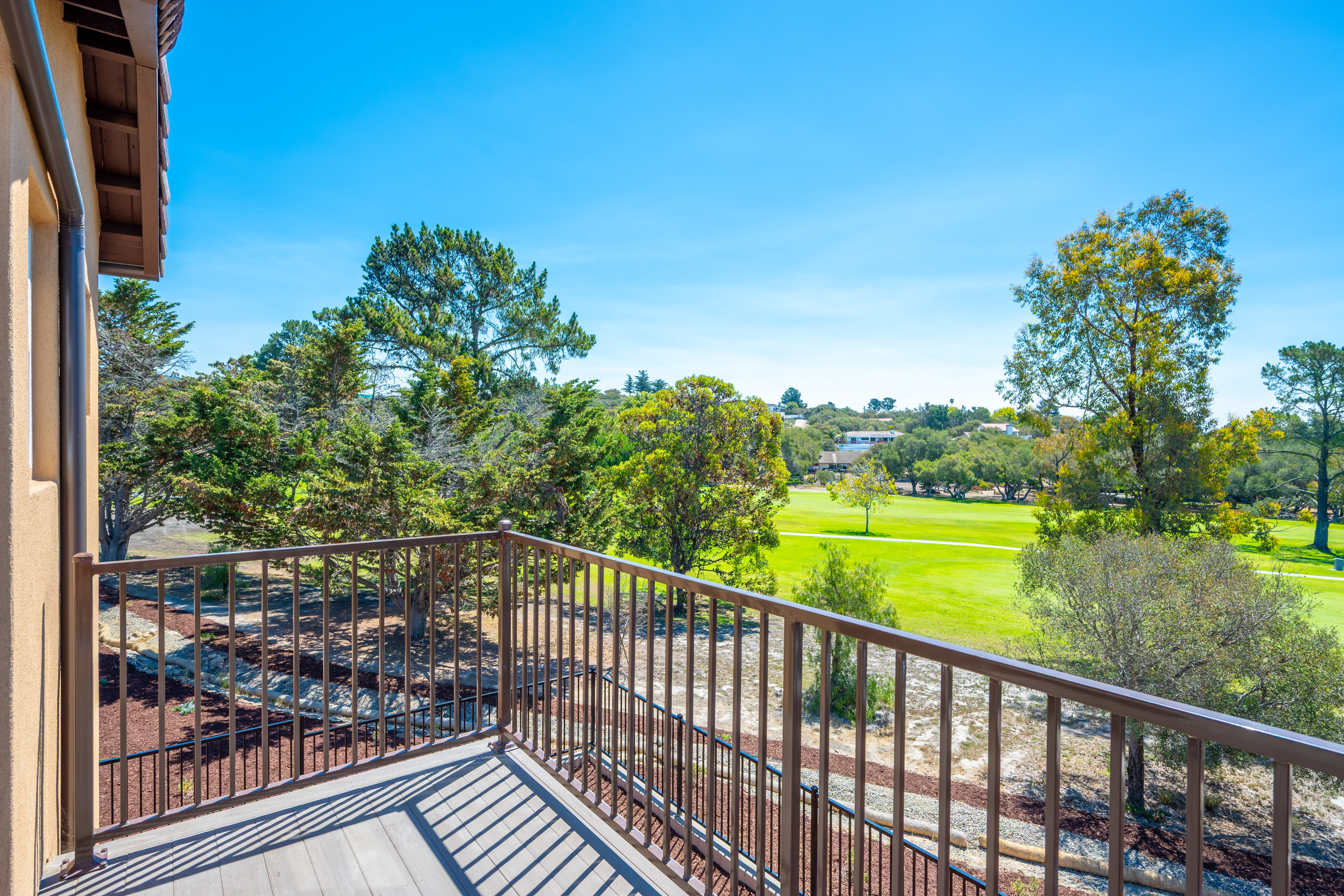  Modern Fairway Living Along the Mission Club - 物件實景