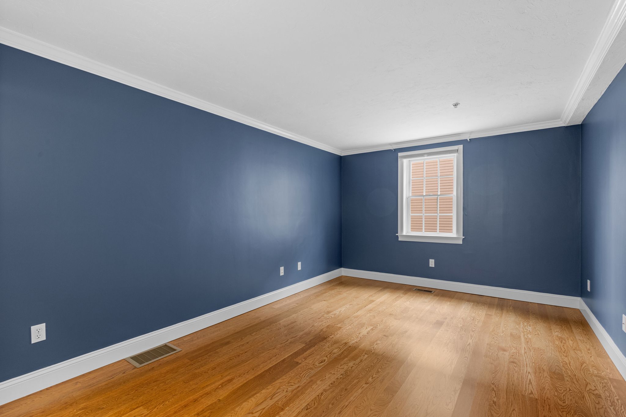  16 Carver Street, Unit 201, Plymouth, MA, 02360 - 物件實景