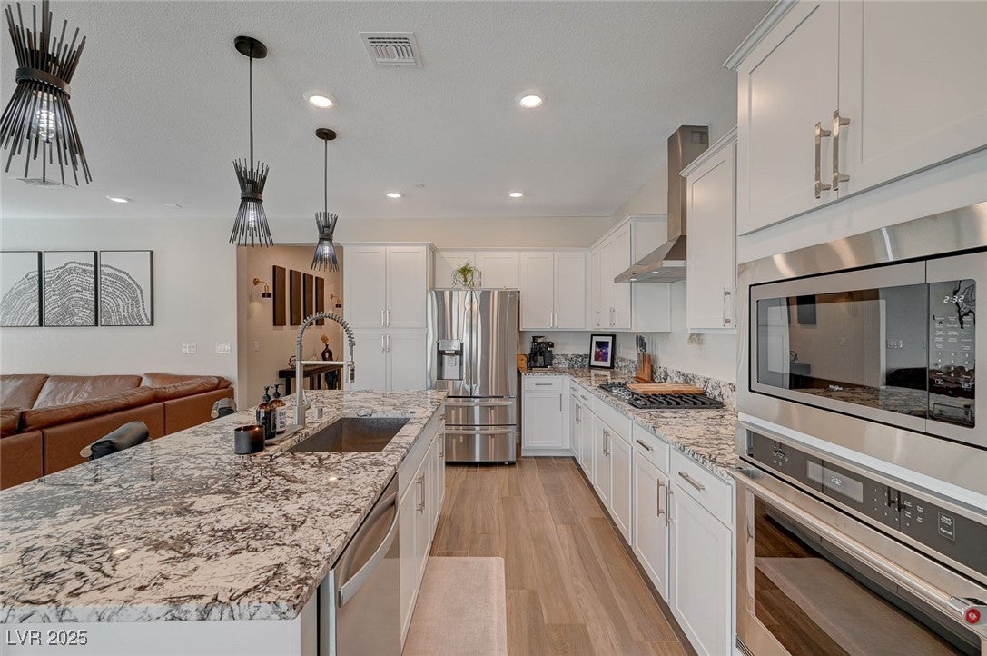 Las Vegas, Nevada, 89166, United States, 3 Bedrooms Bedrooms, ,2 BathroomsBathrooms,Residential,For Sale,2006139