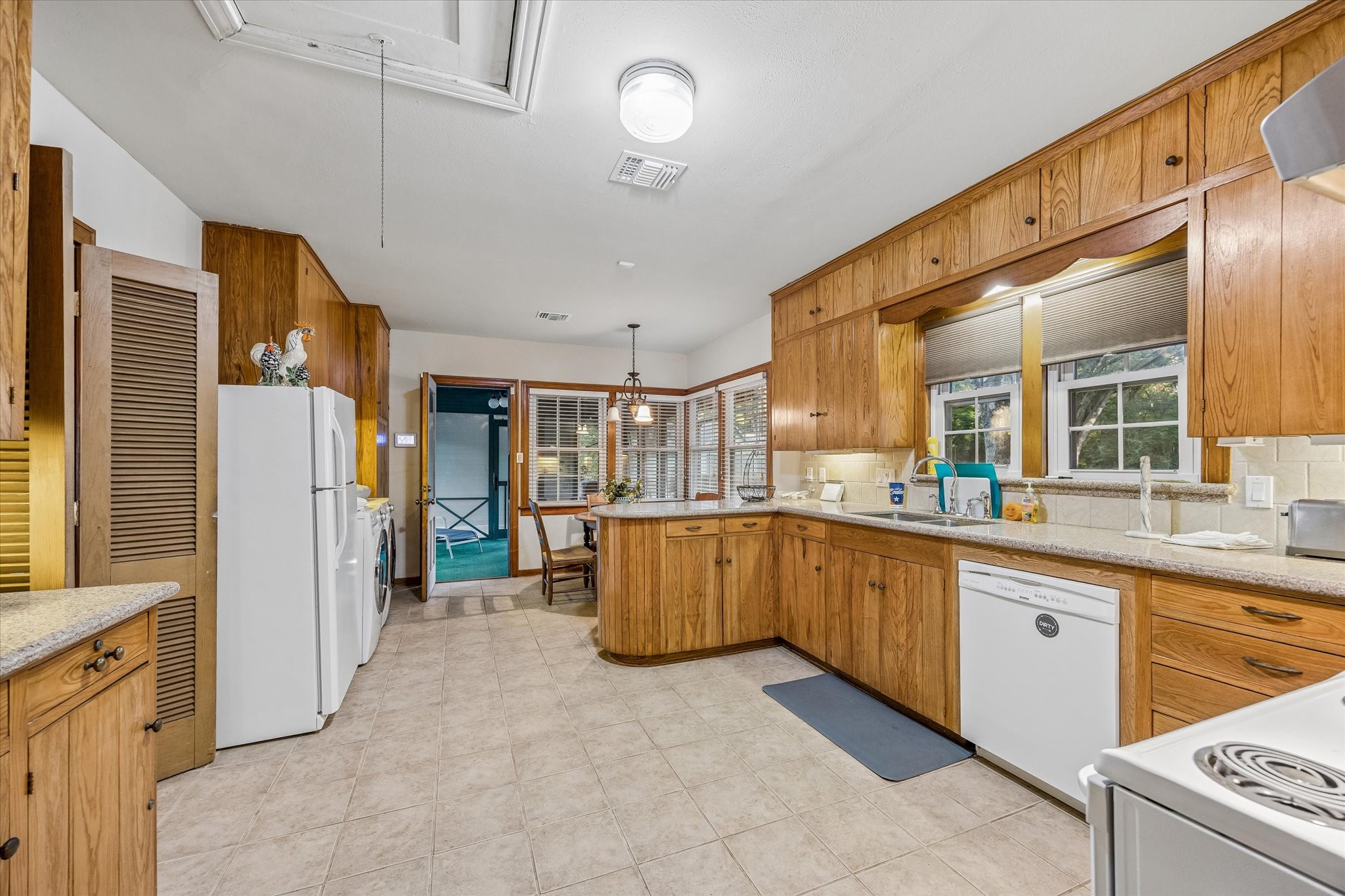  26 W Rivercrest Drive - 物件實景