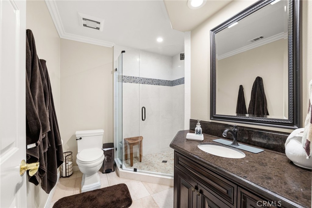 Upland, California, 91784, United States, 5 Bedrooms Bedrooms, ,6 BathroomsBathrooms,Residential,For Sale,2016582