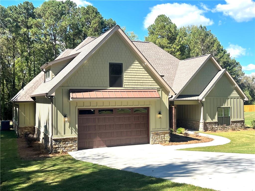 Calhoun, Georgia, 30701, United States, 4 Bedrooms Bedrooms, ,4 BathroomsBathrooms,Residential,For Sale,1980767