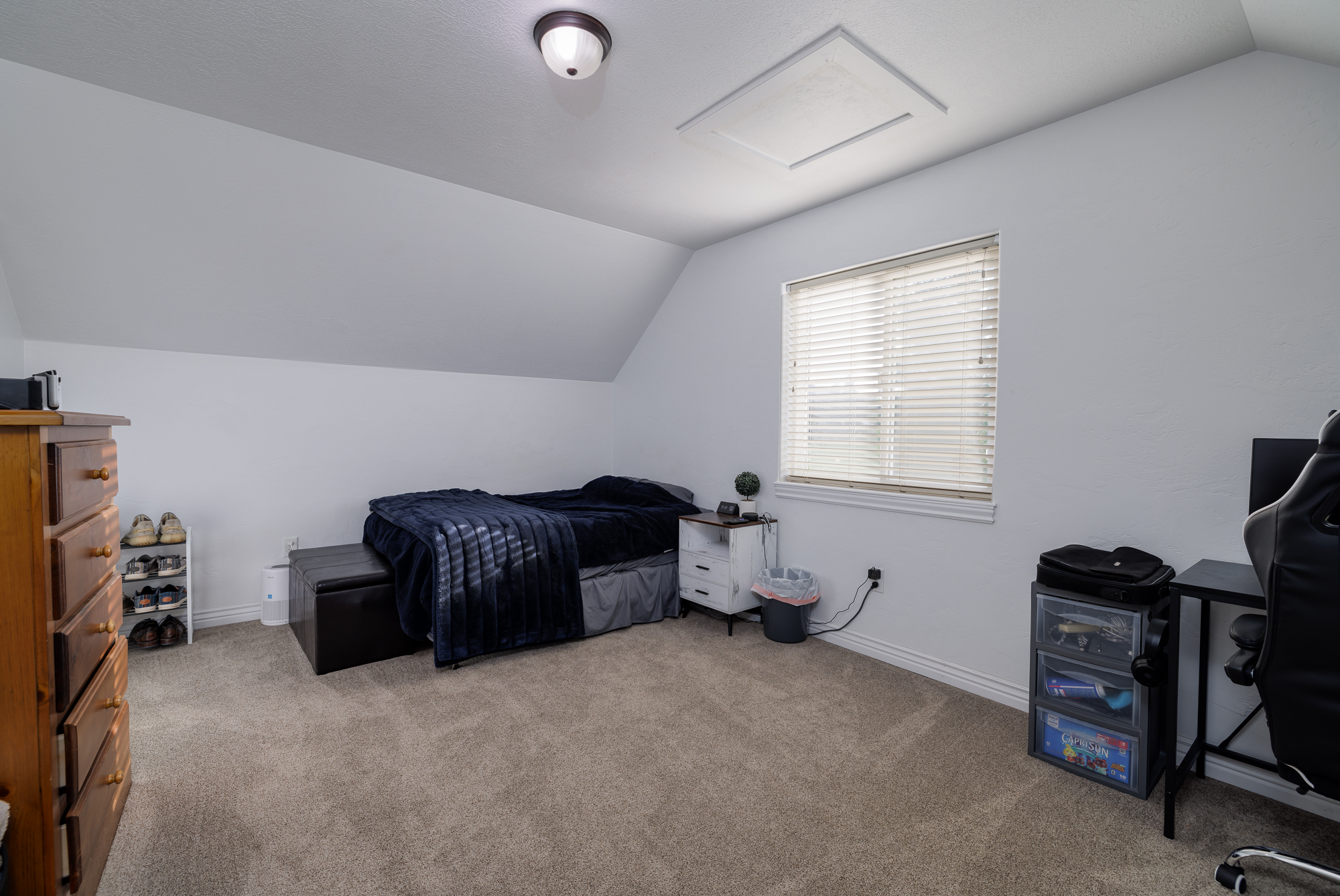 Vernal, Utah, 84078, United States, 5 Bedrooms Bedrooms, ,4 BathroomsBathrooms,Residential,For Sale,1964904