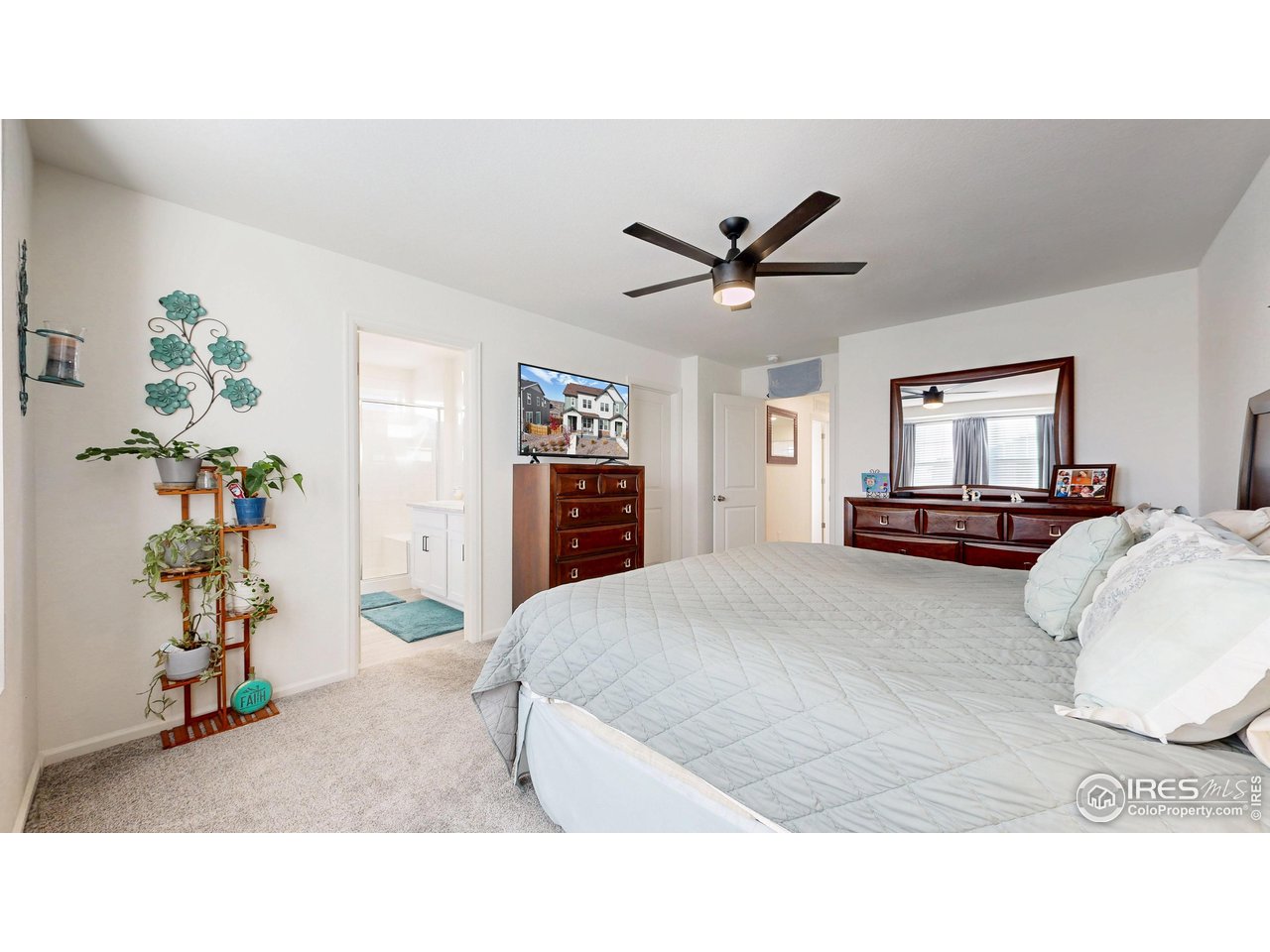 Commerce City, Colorado, 80022, United States, 3 Bedrooms Bedrooms, ,2 BathroomsBathrooms,Residential,For Sale,1987529