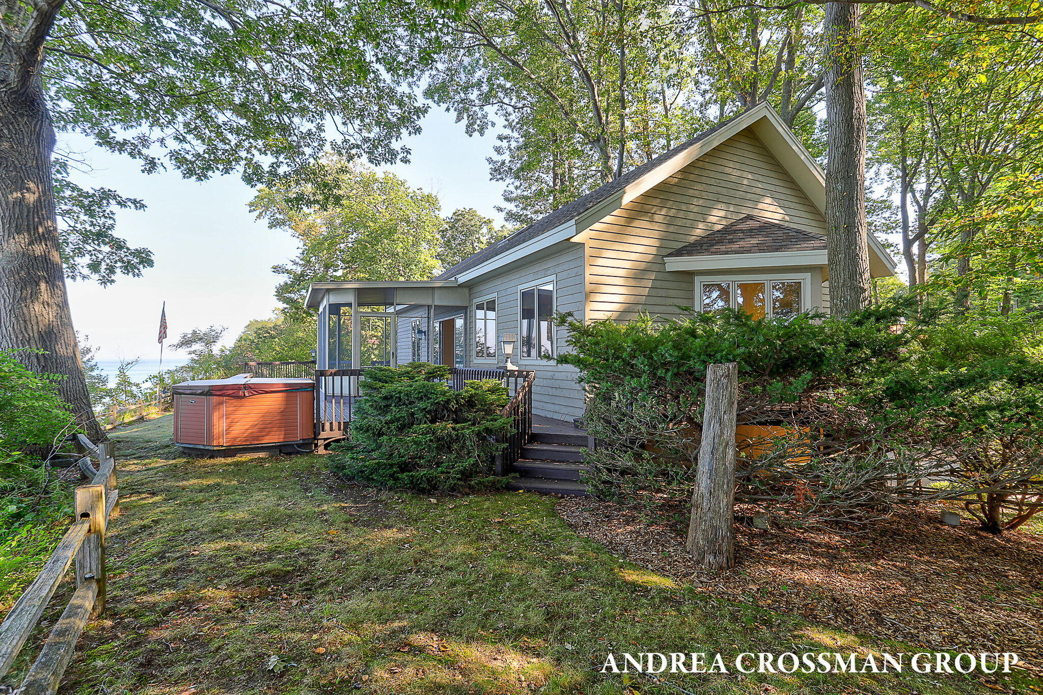 Fennville, Michigan, 49408, United States, 4 Bedrooms Bedrooms, ,3 BathroomsBathrooms,Residential,For Sale,1950968