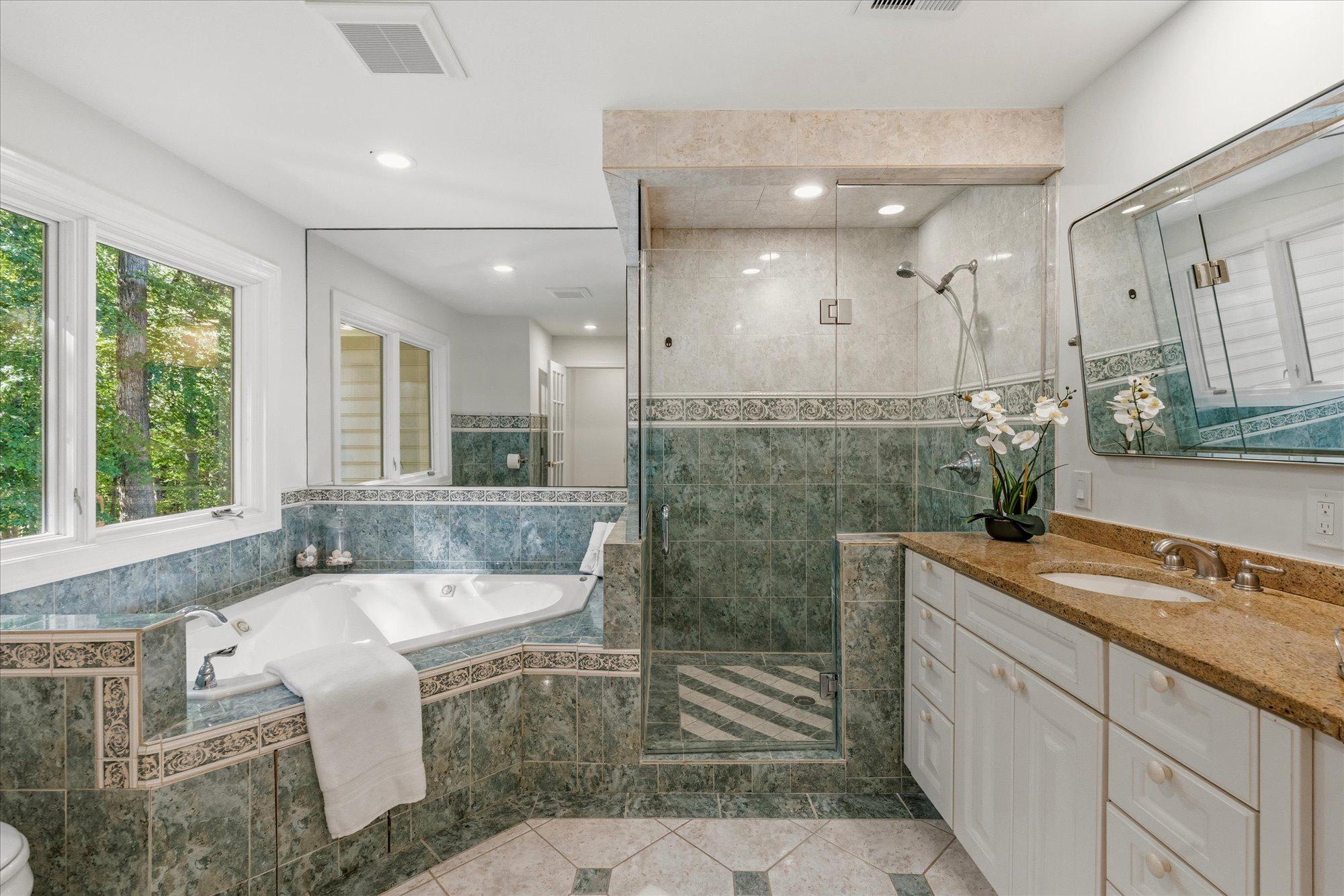  8022 Cypress Grove Lane, Cabin John, MD, 20818 - 物件實景