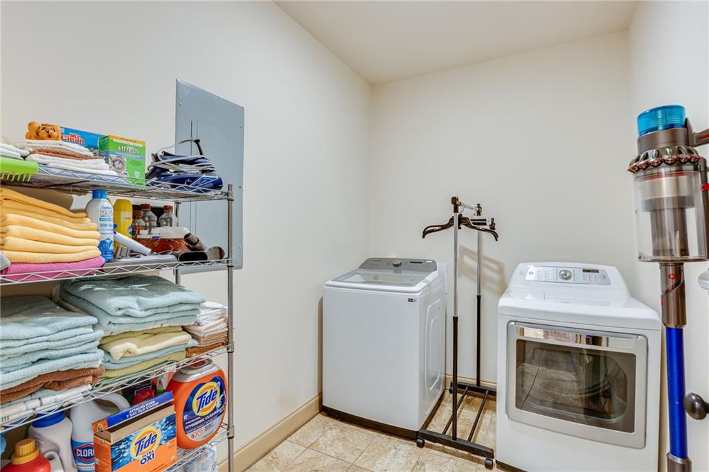 Clermont, Georgia, 30527, United States, 4 Bedrooms Bedrooms, ,3 BathroomsBathrooms,Residential,For Sale,2010012