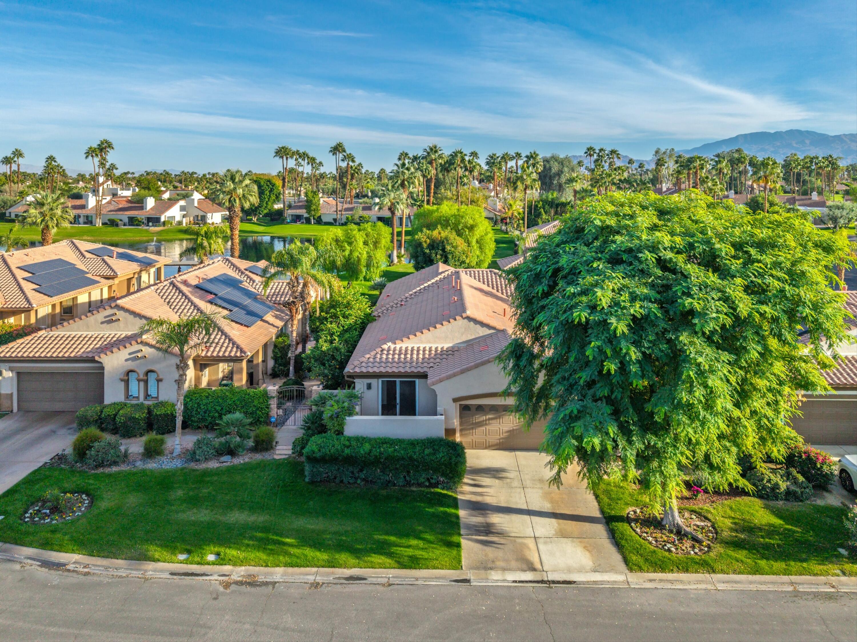 Rancho Mirage, California, 92270, United States, 2 Bedrooms Bedrooms, ,2 BathroomsBathrooms,Residential,For Sale,1989159