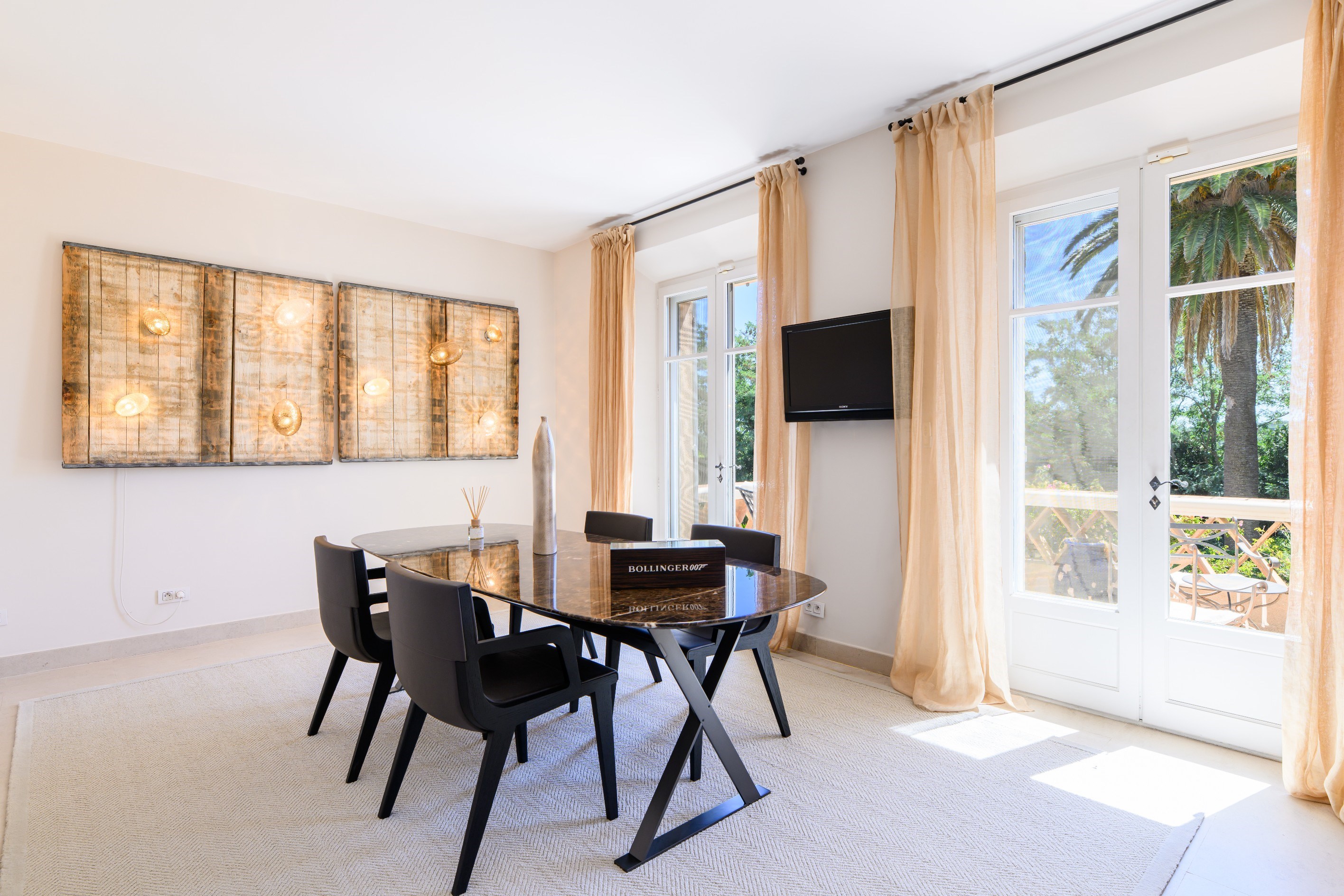  Exclusive property in Les Parcs de St-Tropez 125 sqm apartment, guest flat & ga… - 物件實景