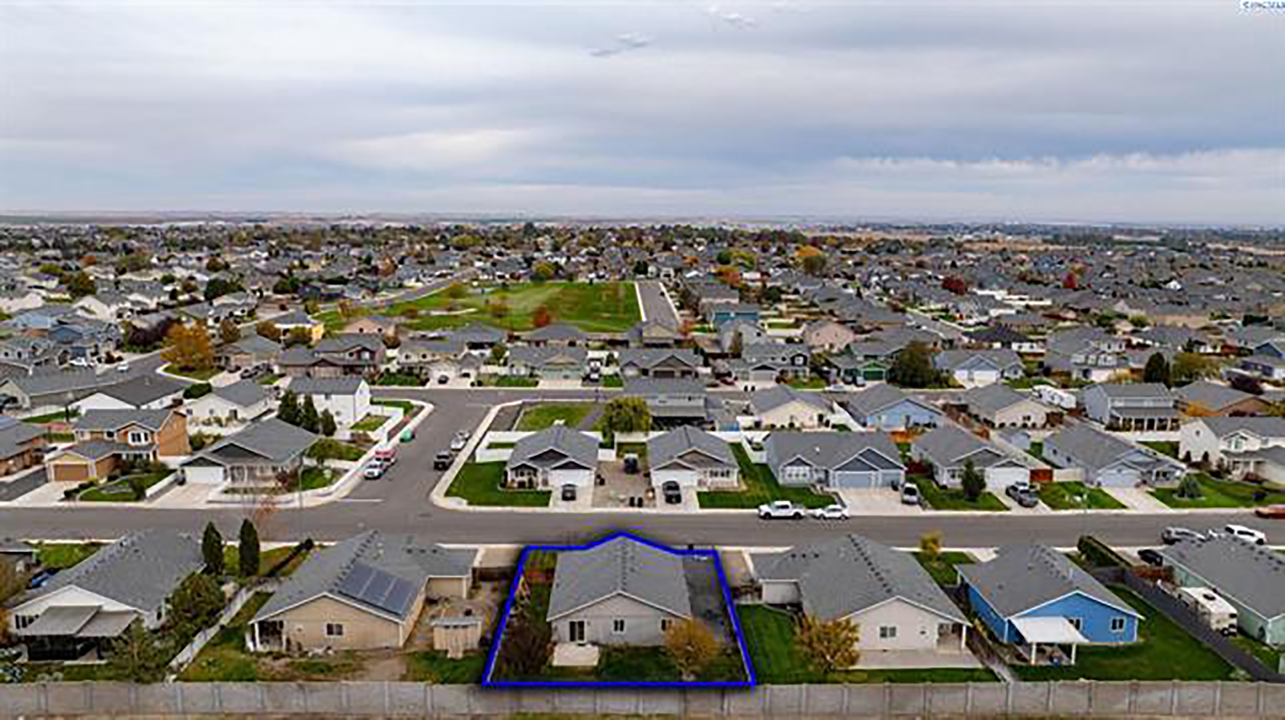  Welcome to this inviting single-story home in West Pasco - 物件實景
