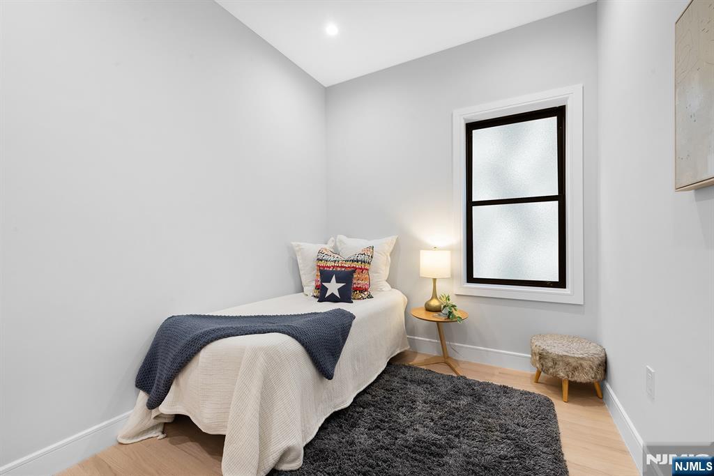 Jersey City, New Jersey, 07306, United States, 2 Bedrooms Bedrooms, ,2 BathroomsBathrooms,Residential,For Sale,1988050