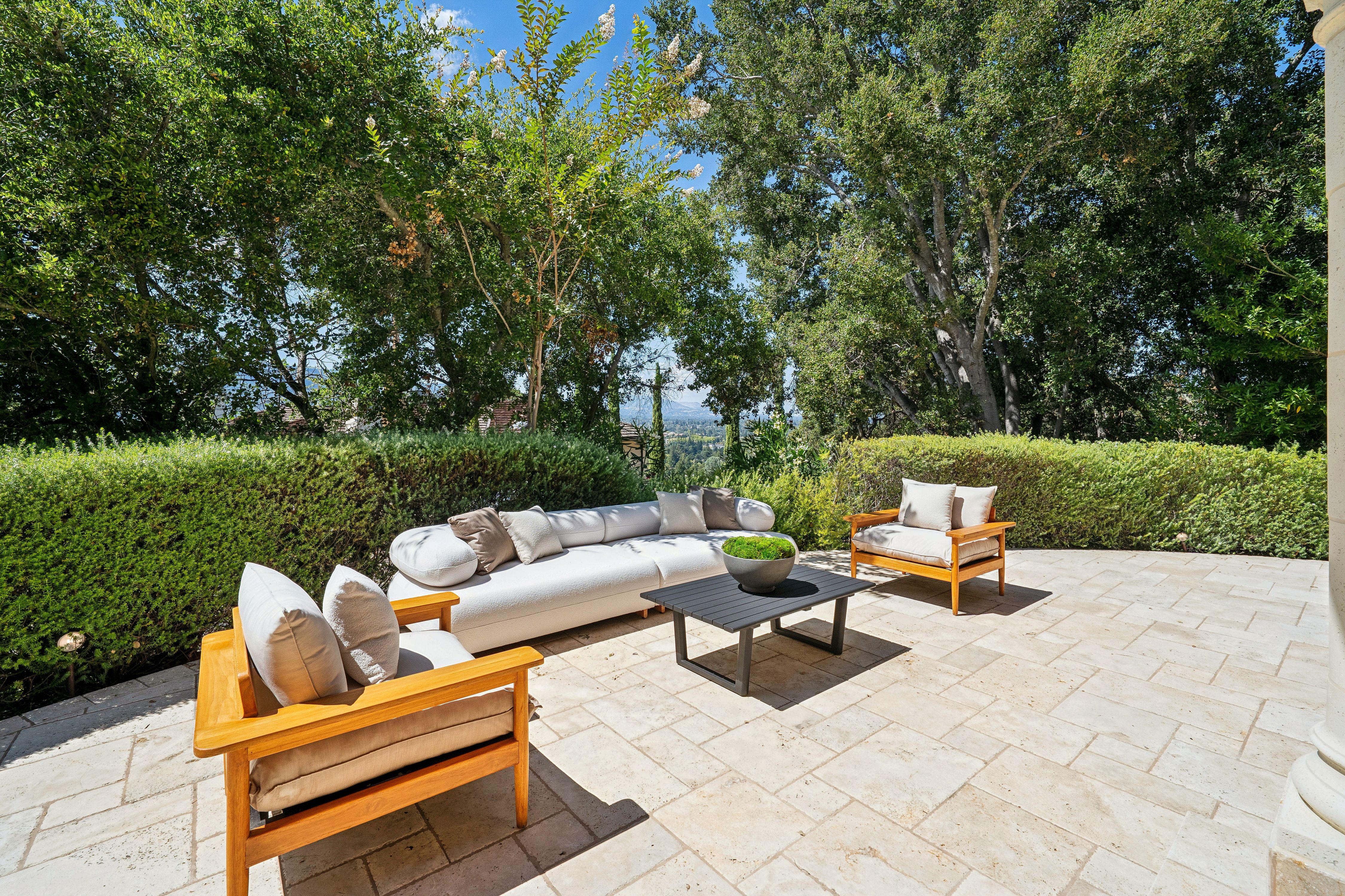  Private Mediterranean Estate with Breathtaking Views - 物件實景