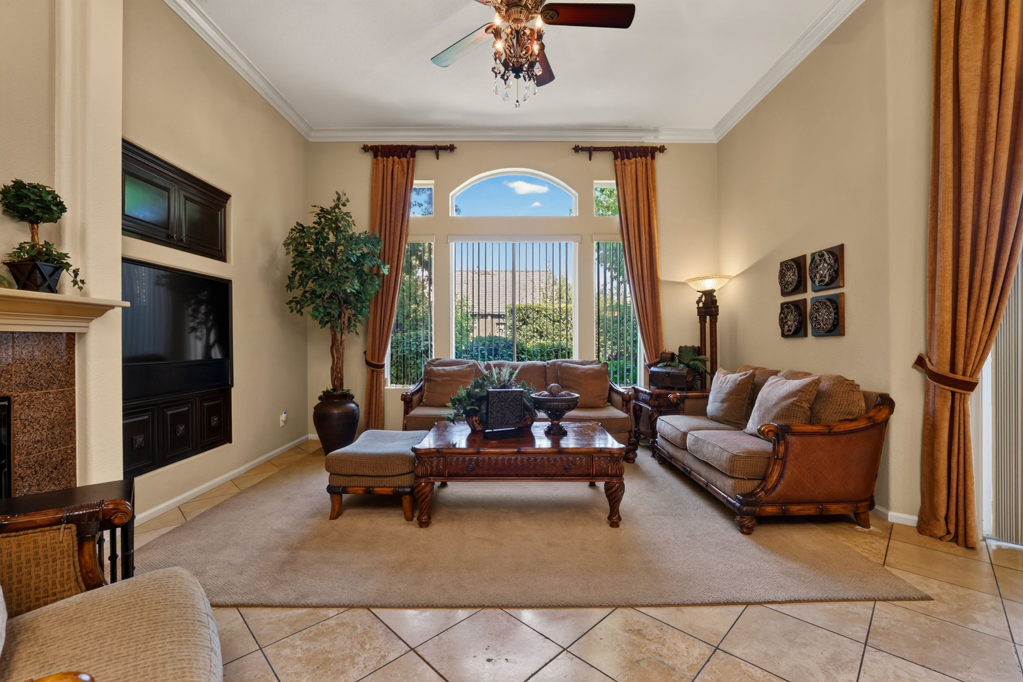  3729 Lake Terrace Drive, Elk Grove, CA 95758 - 物件實景