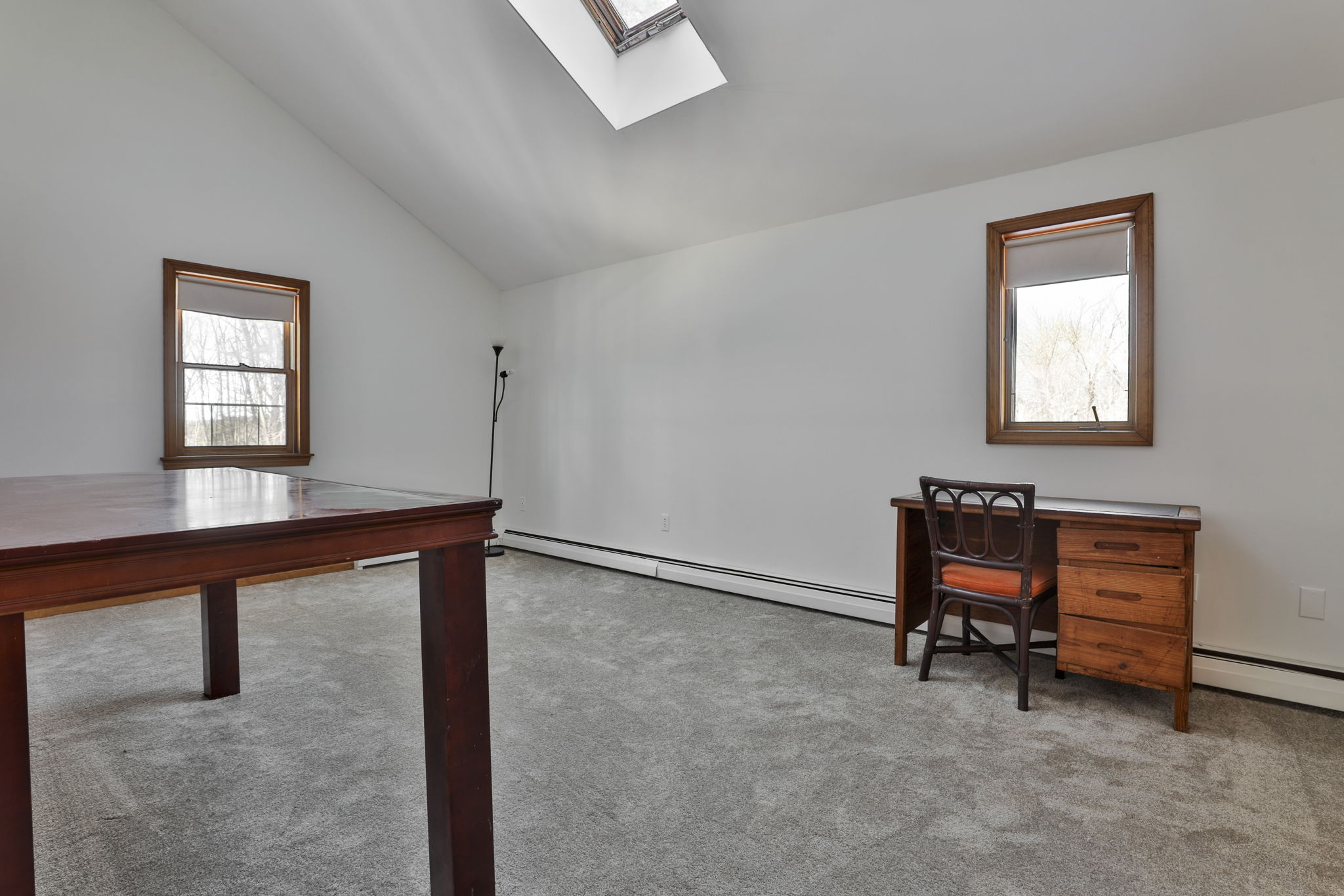 Derry, New Hampshire, 03038, United States, 3 Bedrooms Bedrooms, ,2 BathroomsBathrooms,Residential,For Sale,2006202