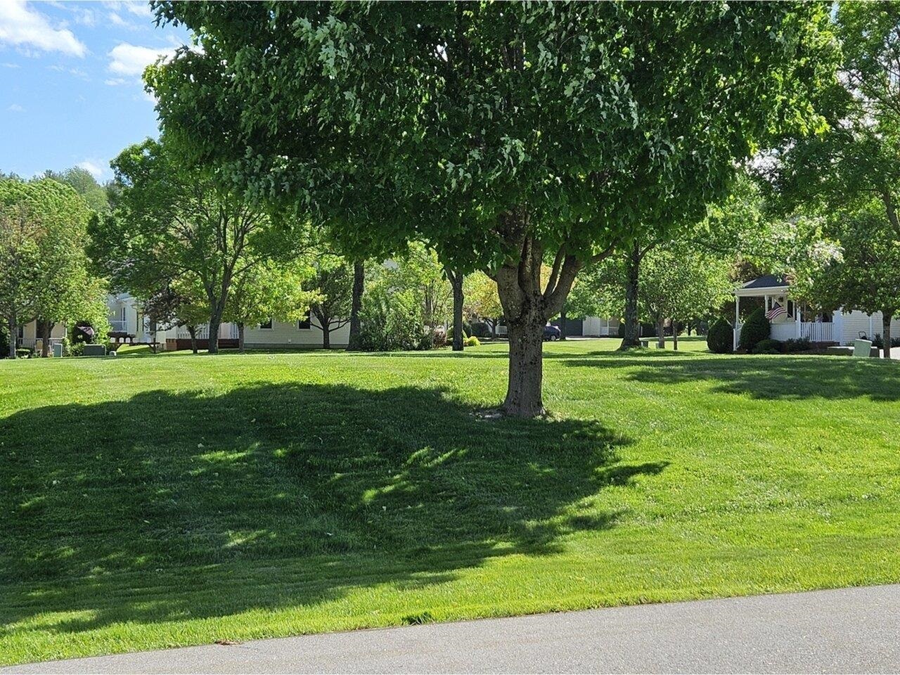 Williston, Vermont, 05495, United States, 2 Bedrooms Bedrooms, ,3 BathroomsBathrooms,Residential,For Sale,1896161