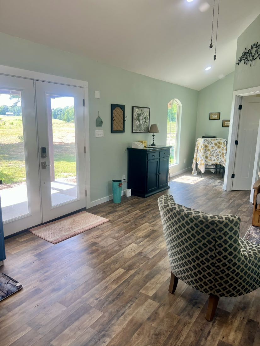 CLARKSVILLE, Arkansas, 72830, United States, 2 Bedrooms Bedrooms, ,1 BathroomBathrooms,Residential,For Sale,1994642